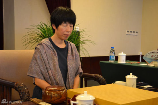 芮乃伟势不可挡